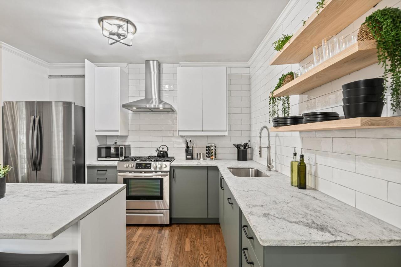 Sun Lit Bungalow With Good Vibes And Lots Of Wine - Designedbydom Atlanta Bagian luar foto