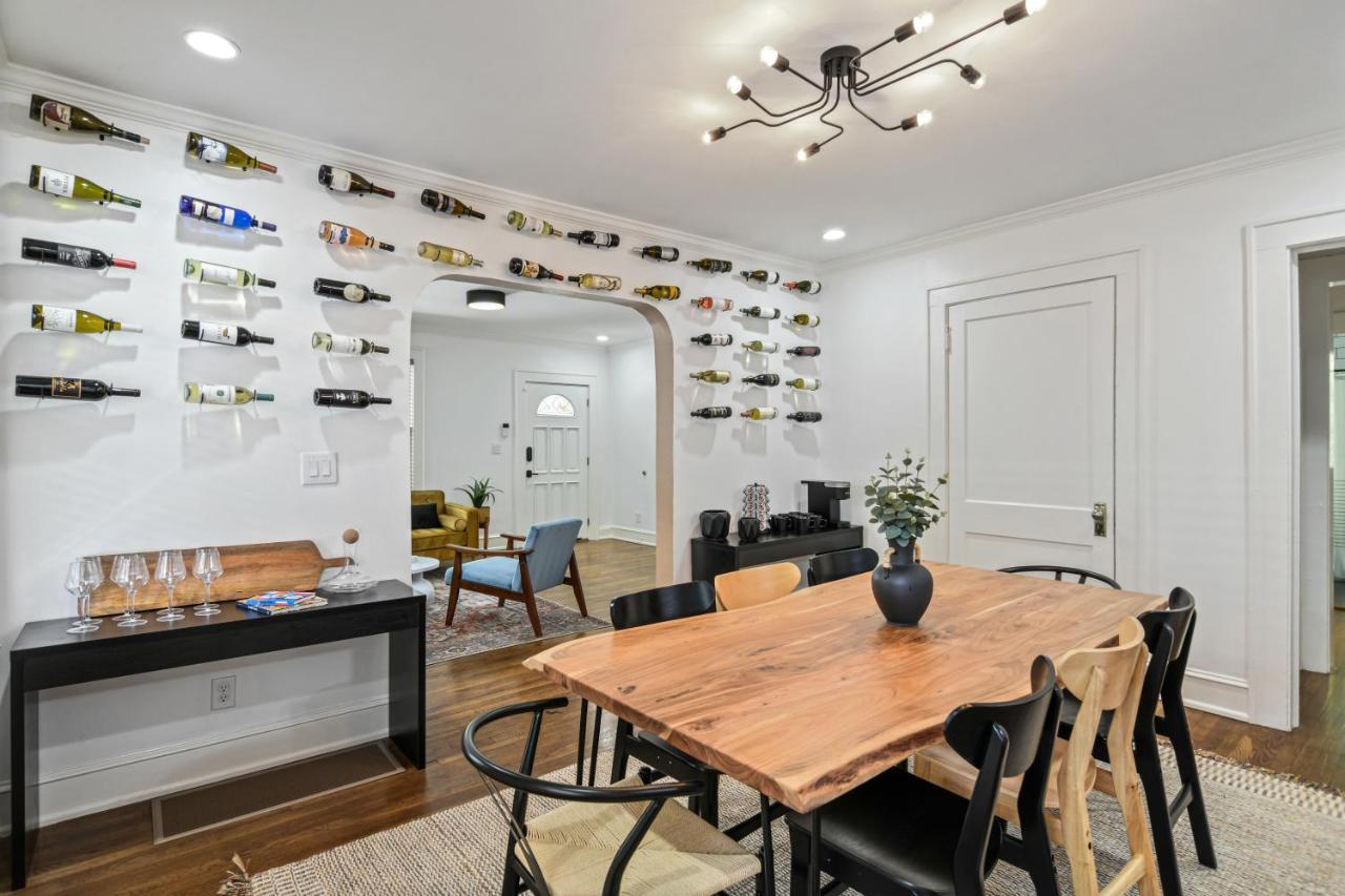 Sun Lit Bungalow With Good Vibes And Lots Of Wine - Designedbydom Atlanta Bagian luar foto