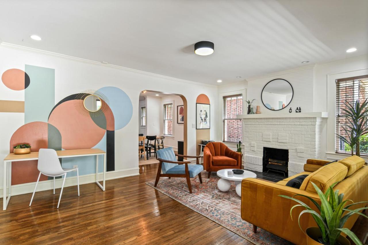 Sun Lit Bungalow With Good Vibes And Lots Of Wine - Designedbydom Atlanta Bagian luar foto